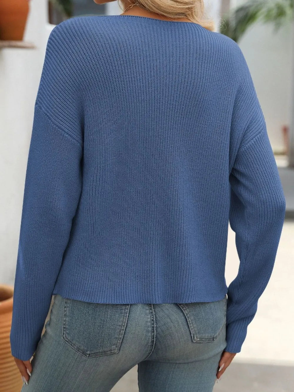 Ladies' round neck pocket decorative top long sleeved sweater