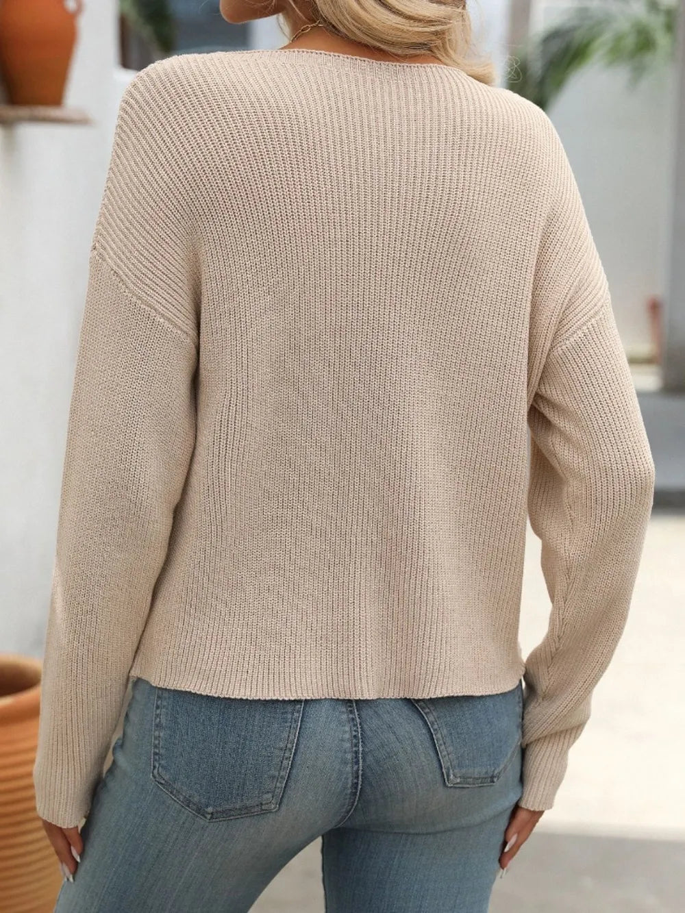 Ladies' round neck pocket decorative top long sleeved sweater