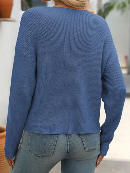 Ladies' round neck pocket decorative top long sleeved sweater